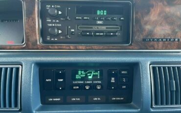 Buick-roadmaster-limited-1992-white-19