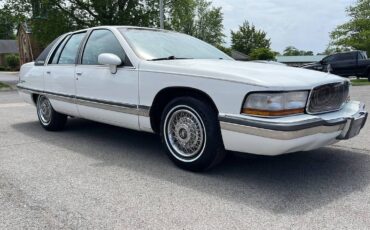 Buick-roadmaster-limited-1992-white