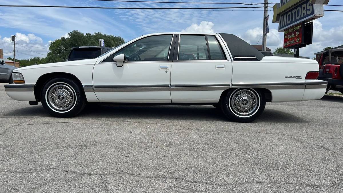 Buick-roadmaster-limited-1992-white-5