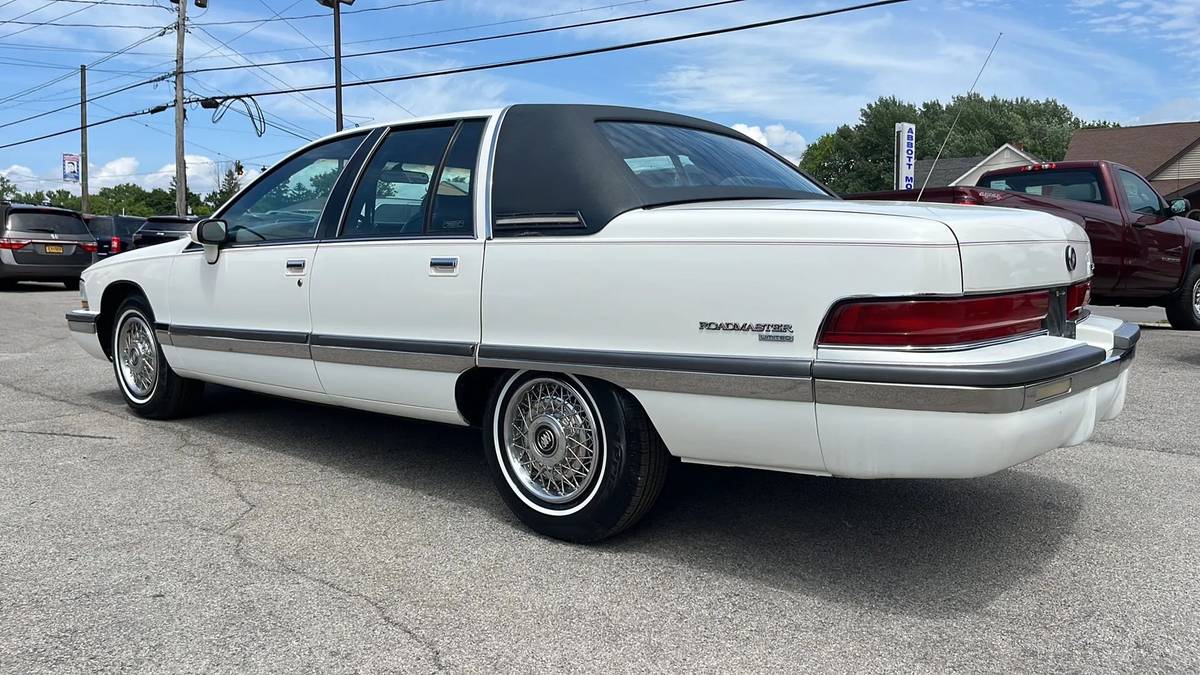 Buick-roadmaster-limited-1992-white-6