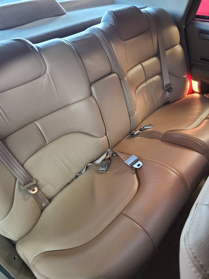 Buick-roadmaster-limited-1995-7