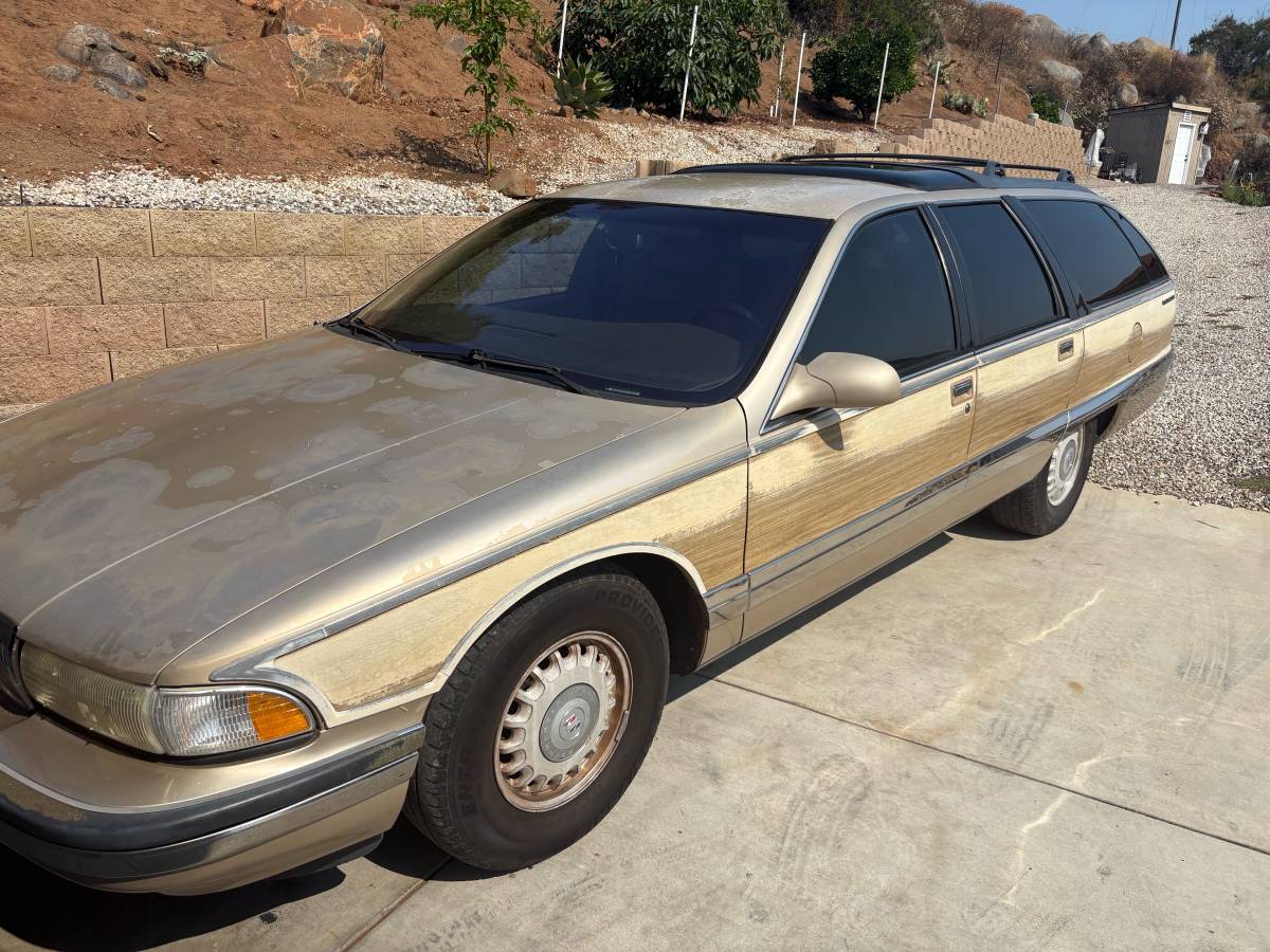 Buick-roadmaster-station-wagon-1995-1
