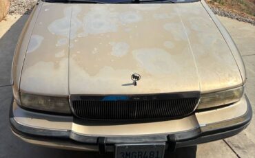 Buick-roadmaster-station-wagon-1995-11