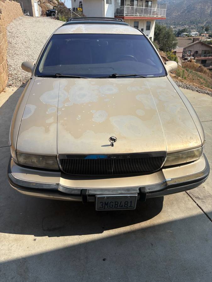 Buick-roadmaster-station-wagon-1995-11