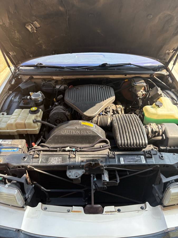 Buick-roadmaster-station-wagon-1995-12