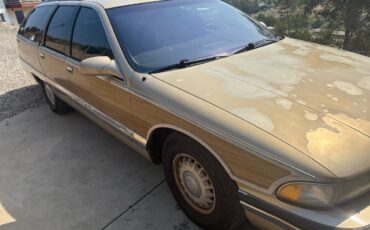 Buick-roadmaster-station-wagon-1995
