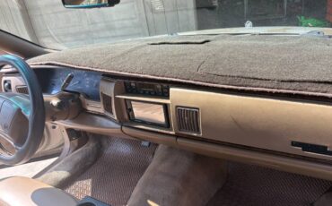 Buick-roadmaster-station-wagon-1995-4