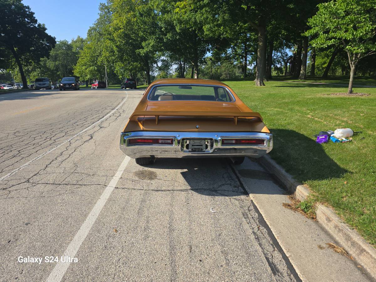 Buick-skylark-1972-5