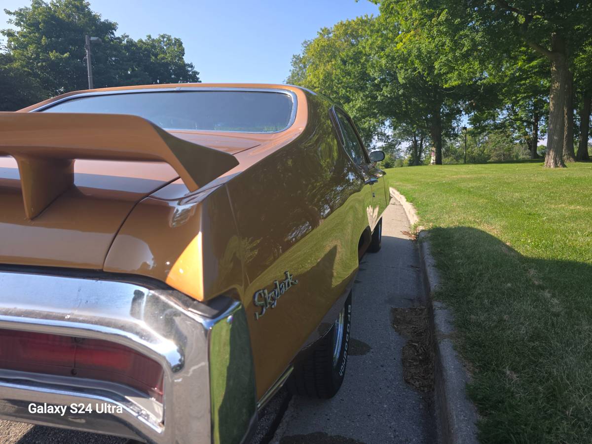 Buick-skylark-1972-9