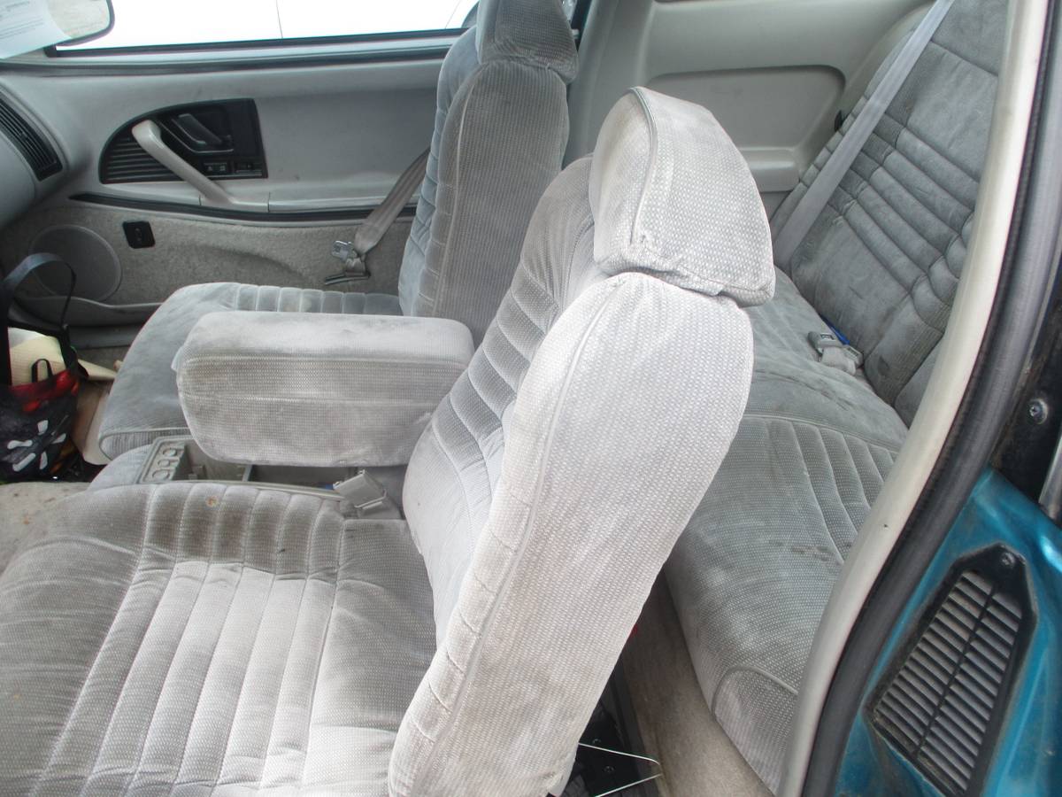 Buick-skylark-1993-blue-4