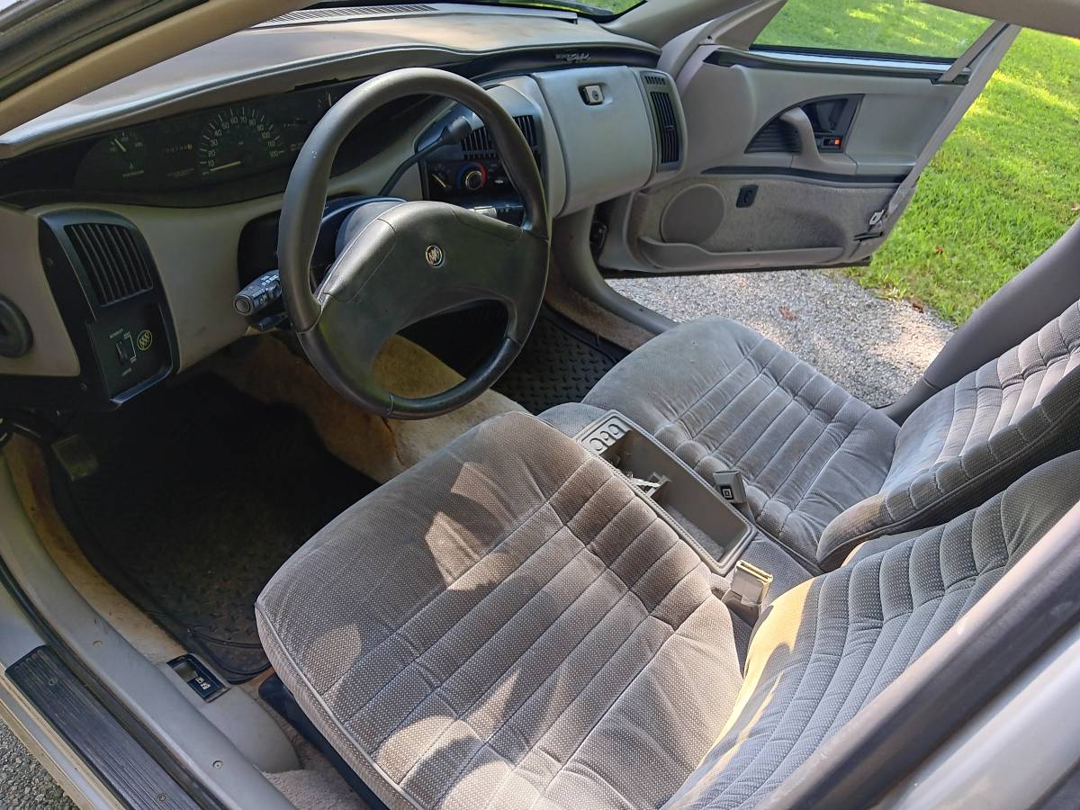 Buick-skylark-1993-silver-5