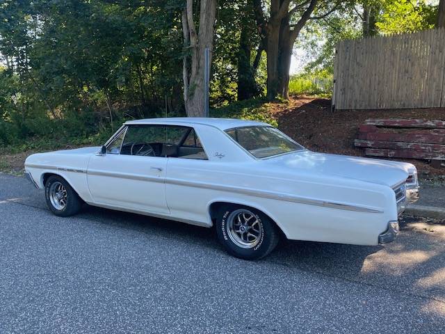 Buick-skylark-2-door-coupe-1964-white-4