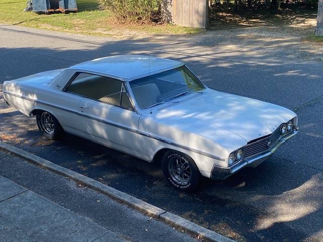 Buick-skylark-2-door-coupe-1964-white-6