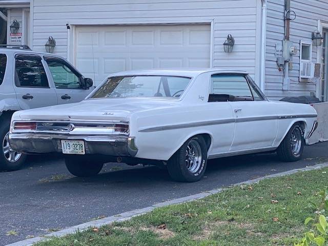 Buick-skylark-2-door-coupe-1964-white-8