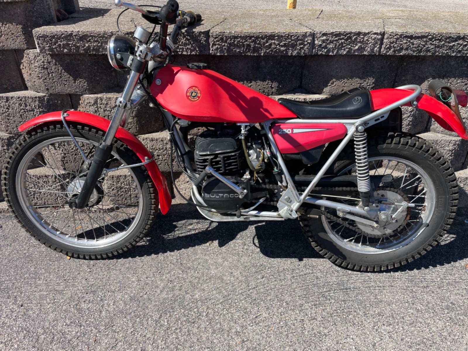 Bultaco-Bultaco-Sherpa-T-250cc-model-198-trials-OSSA-MONTESA-1978-1