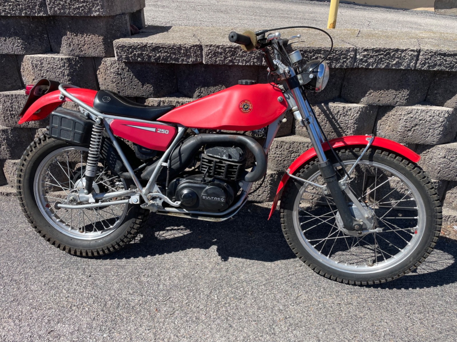 Bultaco-Bultaco-Sherpa-T-250cc-model-198-trials-OSSA-MONTESA-1978