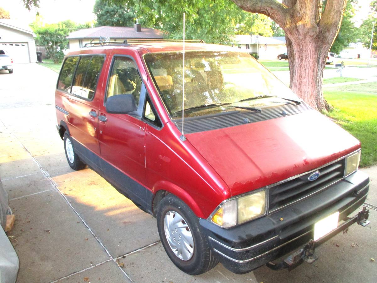 Burgandy-ford-aerostar-xlt-1994-purple-9