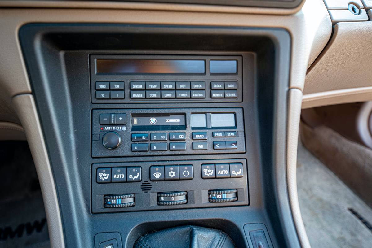 Bwm-850i-1991-red-12