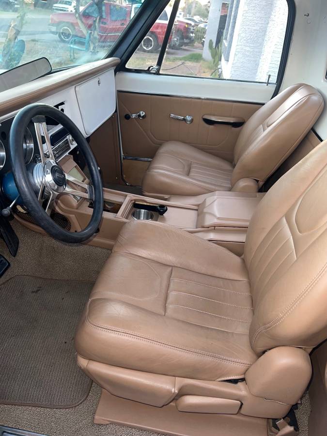 C10-chevy-1972-custom-7