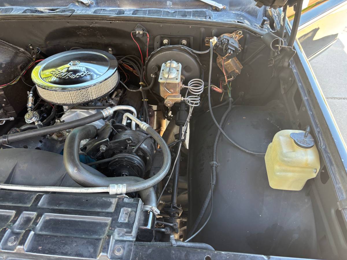 C10-chevy-1979-black-20
