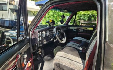 C10-chevy-short-box-1982-custom-3