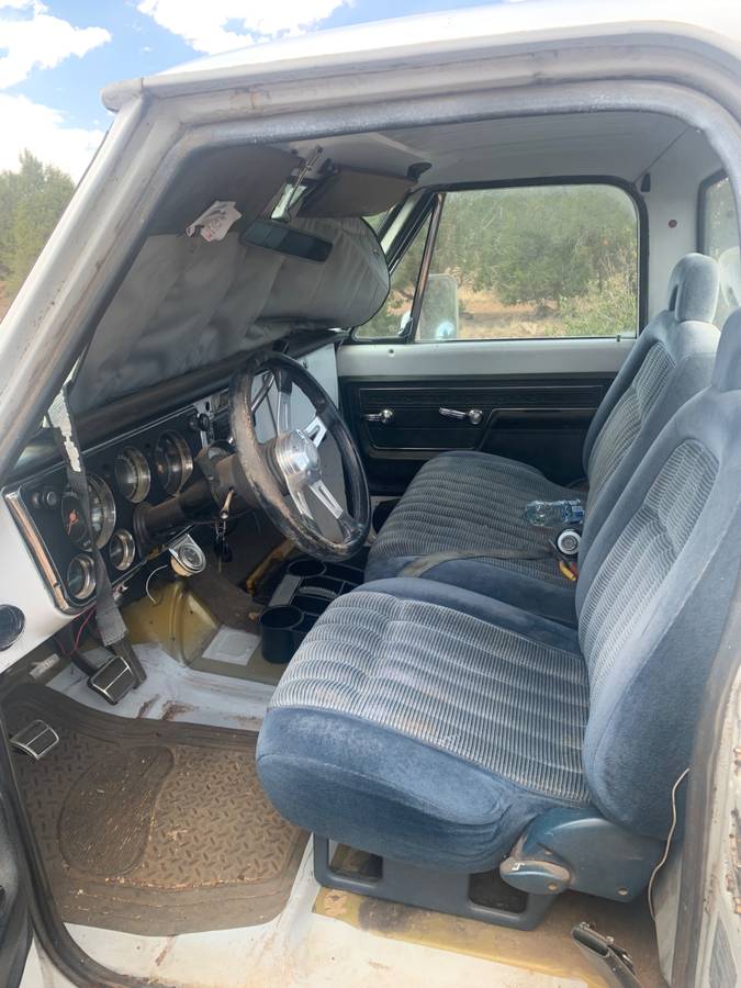 C10-custom-1970-white-7