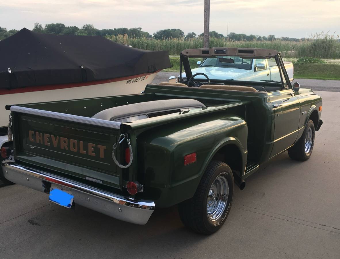 C10-stepside-1969-green-3