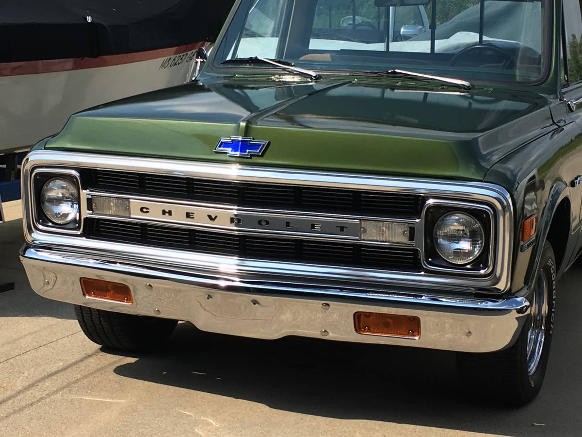 C10-stepside-1969-green-4