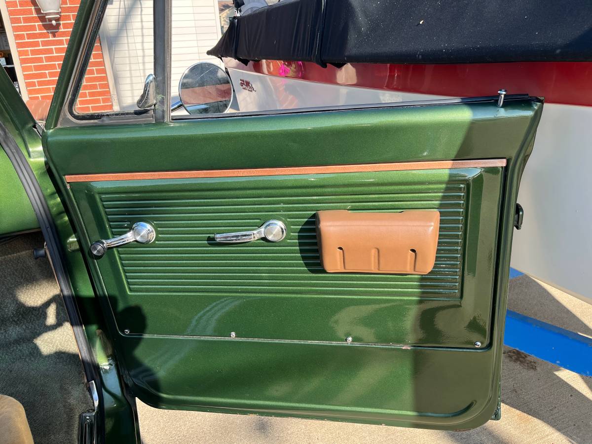 C10-stepside-1969-green-8