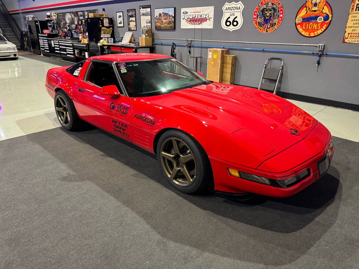 C4-corvette-1991-red-4