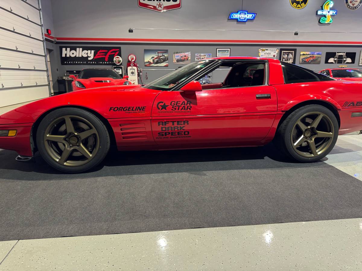 C4-corvette-1991-red