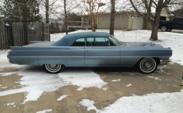 Caddi-deville-convertible-1964-blue-4