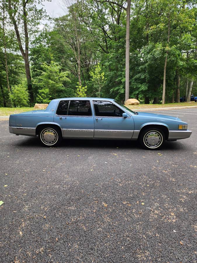 Caddillac-deville-1990-blue-3