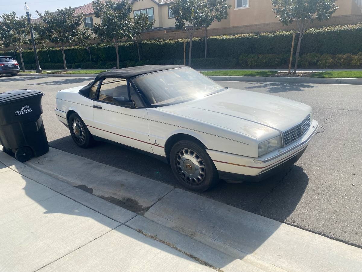 Cadiilac-allante-1991-white-1