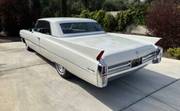Cadillac-1963-white-4