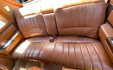 Cadillac-1978-brown-3