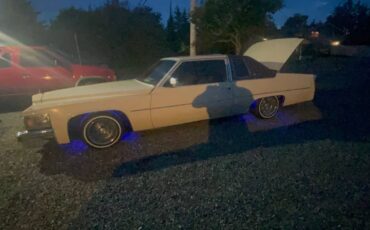 Cadillac-1979-12