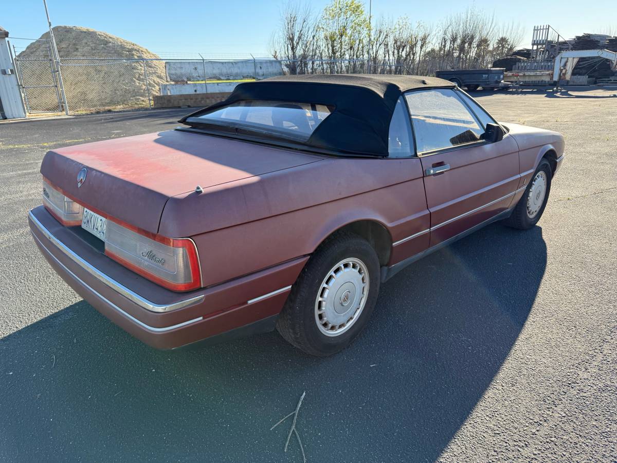 Cadillac-1987-red-5