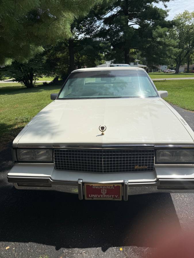 Cadillac-1988-white-14