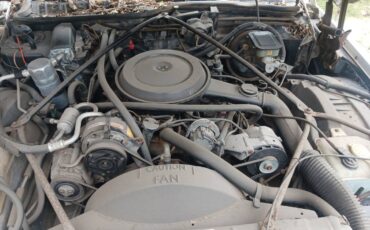 Cadillac-1988-white-4