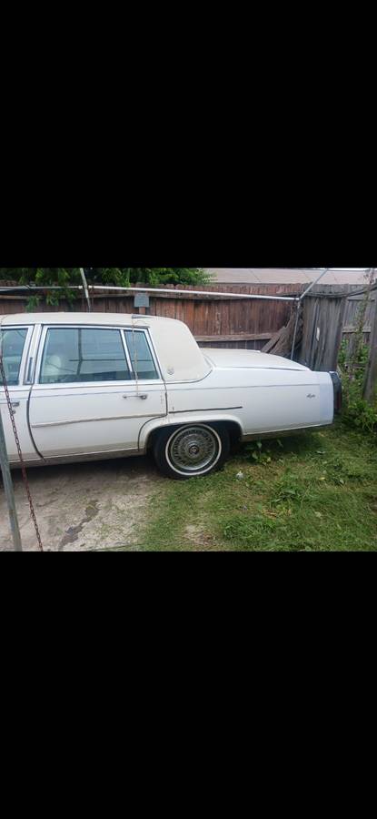 Cadillac-1988-white