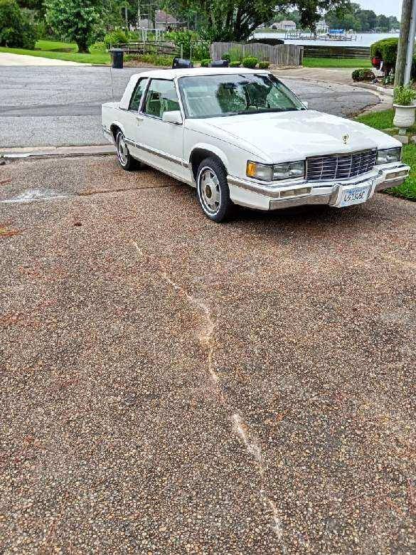 Cadillac-1991-white-2
