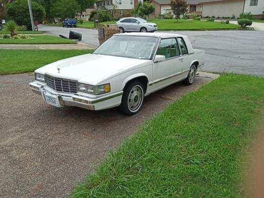 Cadillac-1991-white-3