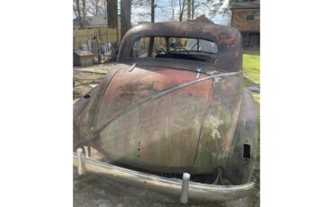 Cadillac-2-dr-sedan-1939-None-None-2