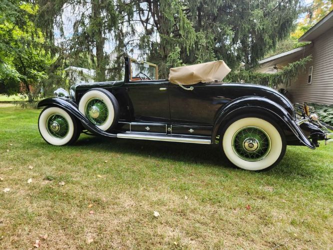 Cadillac-353-1930-Black-Green-Leather-9