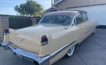Cadillac-60-special-1956-beige-beige-1