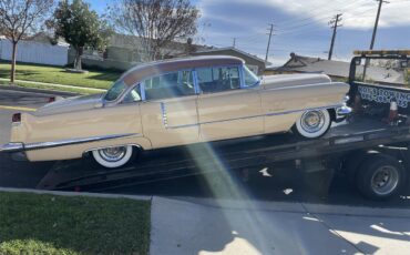 Cadillac-60-special-1956-beige-beige-4