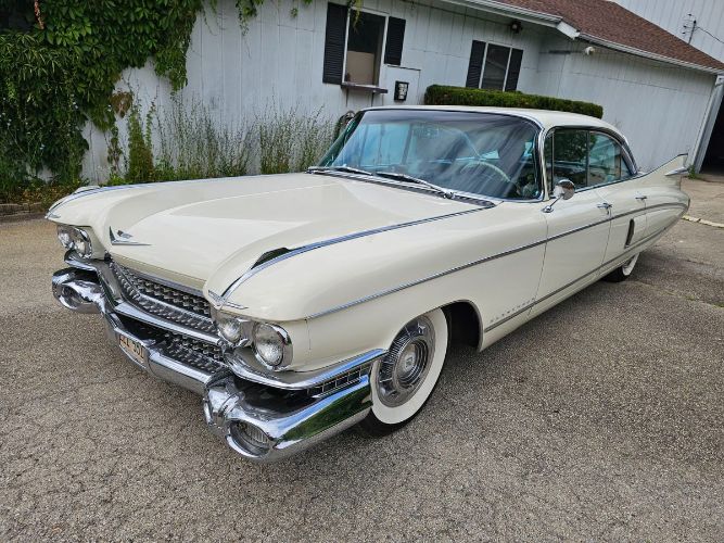 Cadillac-60-special-1959-White-BlackWhite-7