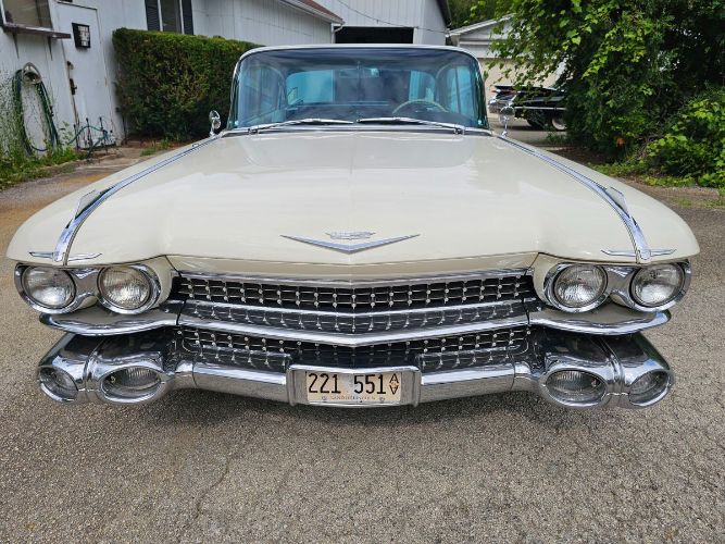 Cadillac-60-special-1959-White-BlackWhite-9