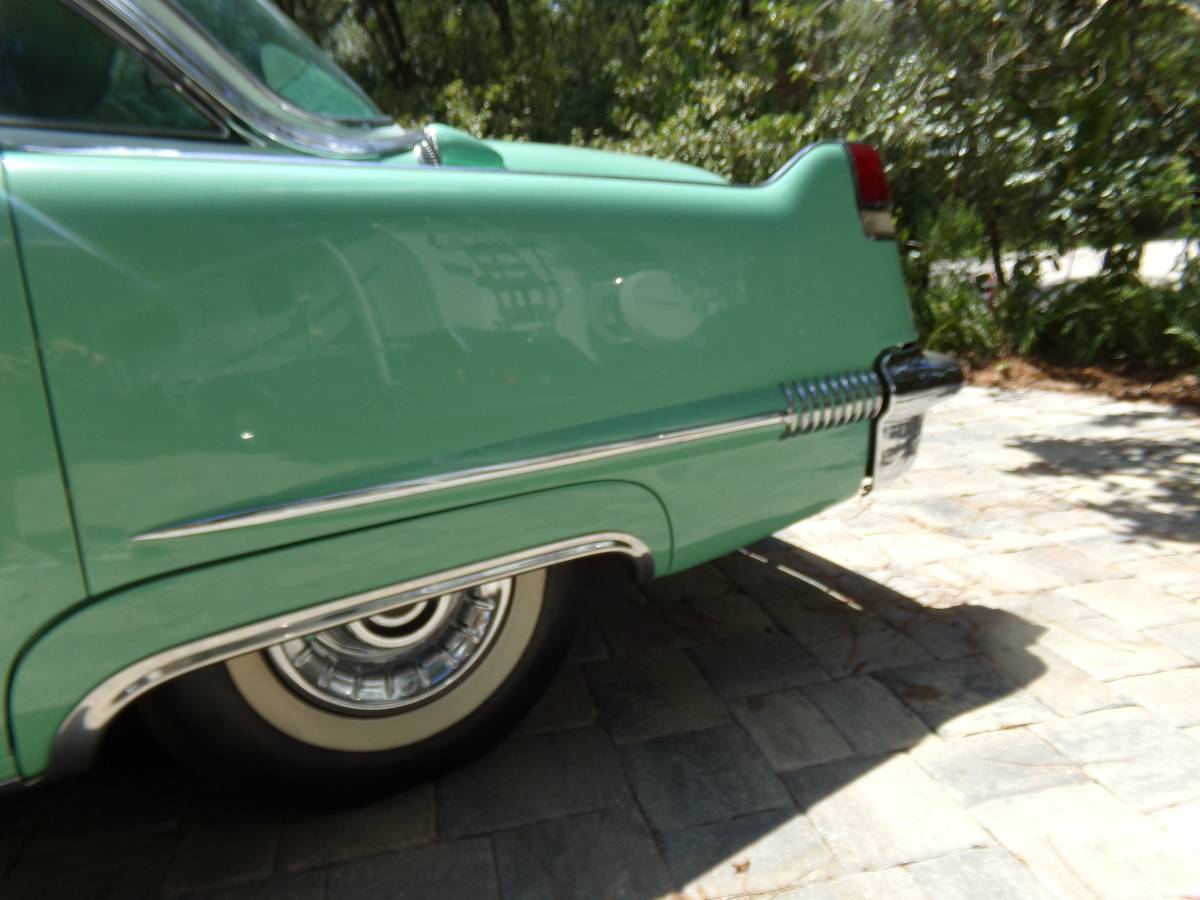 Cadillac-6200-series-1956-green-1